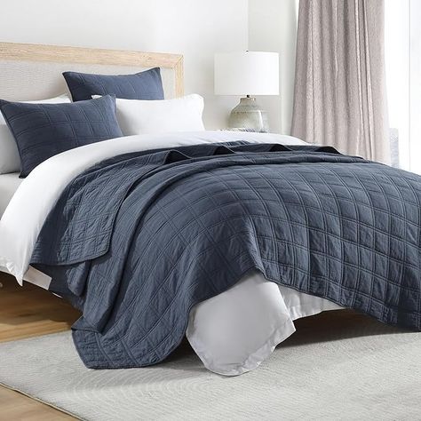 Amazon.com: HORIMOTE HOME 100% Cotton Quilt Queen Size Beige Bedspread, Pre-Washed 3-Piece Cozy Lightweight Stitching Decorative Bedding Cover Coverlet Set with 2 Shams in Geometric Pattern for All Season : Home & Kitchen Blue Feature Wall Bedroom, Dark Blue Bedding, Navy Blue Bedding, King Size Quilt Sets, Bedspread Quilt, Quilted Bedding, Feature Wall Bedroom, Bedding Cover, Cotton Quilt Set