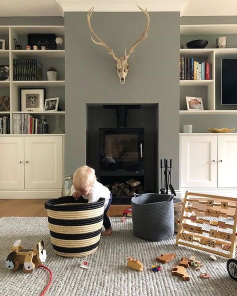 I am a firm believer that children’s toys can sit in harmony with your home decor. Toy storage is one way of blending in with your… Alcove Ideas Living Room, Victorian Living Room, Living Room Color Schemes, Cosy Living Room, Farrow And Ball, Living Room Shelves, Lounge Decor, Paint Colours, Living Room Diy