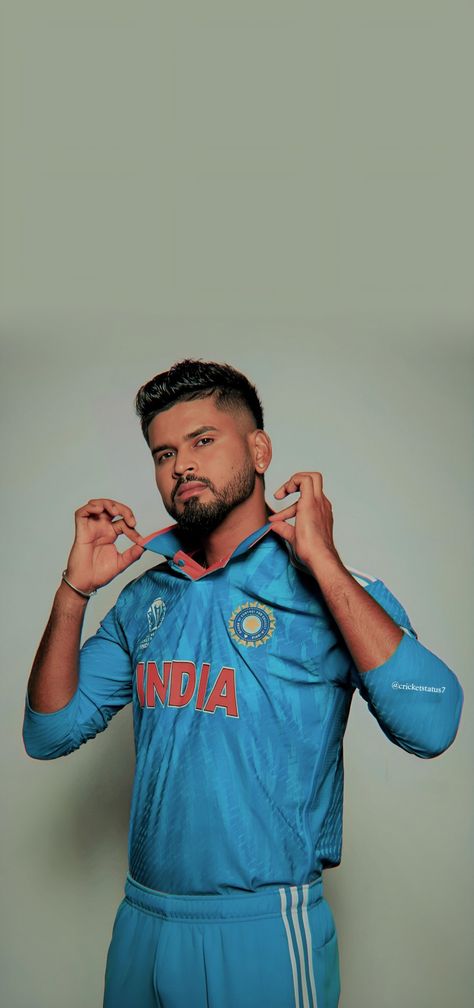 Shreyas Iyer Wallpapers 📍 Shreyas Iyer Wallpapers Hd, Shreyas Iyer Cute, Shreyas Iyer Wallpapers, Shreyash Iyer, Shreyas Iyer, Butterfly Art Drawing, Shubman Gill, Fast And Furious Actors, Indian Flag Wallpaper