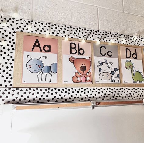 Boho Rainbow Classroom Decor - Miss Jacobs Little Learners Boho Themed Classroom, Rainbow Classroom Decor, Boho Rainbow Classroom, Preschool Decor, Preschool Rooms, Kindergarten Classroom Decor, Rainbow Classroom, Prek Classroom, Classroom Makeover