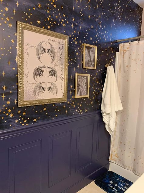 Celestial Restroom, Night Sky Bathroom Ideas, Night Court Bathroom, Mystic Bathroom Decor, Night Themed Bathroom, Starry Night Room Aesthetic, Whimsigothic Interior Design, Celestial Apartment Decor, Celestial Goth Decor