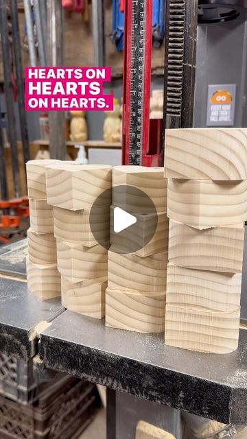 LEAH HOUGHTALING | Woodworking on Instagram: "It’s the season for hearts. I’ll be making a bunch of these heart shaped boxes for the next two weeks. They’ll be available in my online shop on Sunday. . . . . #heartshapedbox #keepsakebox #boxmaking #bandsawbox #leahhoughtaling #handmadegifts" Small Wooden Gifts Diy Projects, Diy Wood Heart Projects, Wood Project Gifts, Heart Shaped Wood Crafts, Heart Boxes Diy Crafts, Small Wood Working Ideas, Small Wood Box Ideas, Easy Wood Crafts To Sell, Diy Wood Projects To Sell