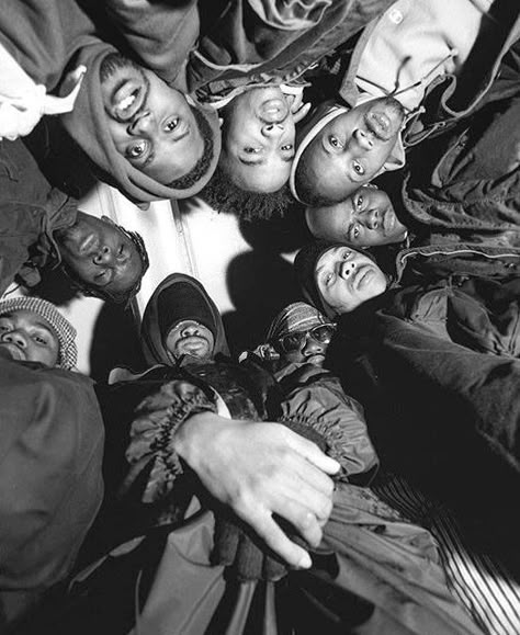 Wu Tang Clan Album, Gangster Wallpaper, 90s Rappers Aesthetic, Cultura Hip Hop, Dope Pics, 90s Rappers, Tupac Pictures, Hip Hop Classics, 90s Hip Hop Fashion