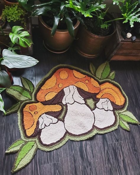 Mushroom Rug, Punch Needle Rugs, Tufting Diy, Tufting Ideas, Punch Needling, Funky Rugs, Rug Tufting, Flower Rug, Tufted Rugs