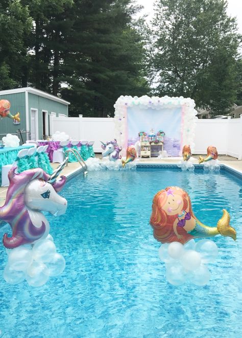 Fairies Birthday Party, Shopkins Party Decorations, Unicorn Pool Party, Pool Party Cakes, Angel Decorations, Mermaid Pool Parties, Mermaid Pool, Mermaid Birthday Party Decorations, Mermaid Theme Birthday Party