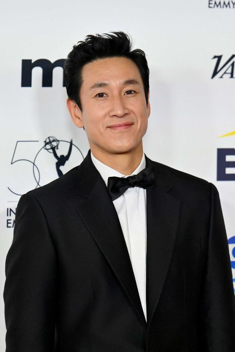 Lee Sun Kyun, International Relations, December 27, At Peace, Your Voice, Vogue, Sun, Thank You, Quick Saves