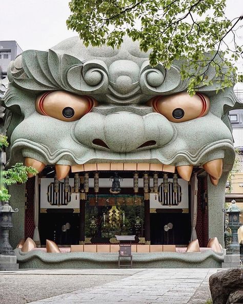 Japan Travel: "My...what big teeth you have!" Osaka's Namba Yasaka Shrine is definitely one o... - Alo Japan Yasaka Shrine, One Night In Bangkok, Big Teeth, Japan Architecture, Yamanashi, Narita, Aesthetic Japan, Japanese Architecture, Visit Japan