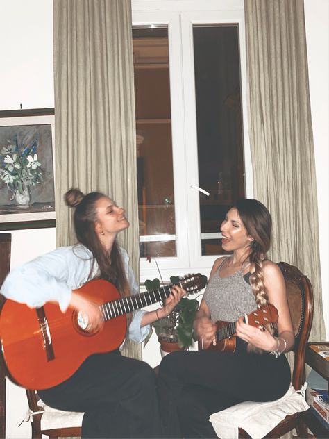 Playing Music With Friends, Guitar Vision Board, Godly Friendship, Ukulele Aesthetic, Guitar Poses, Friendship Music, Texas Poster, Funny Face Photo, Friendship Photos