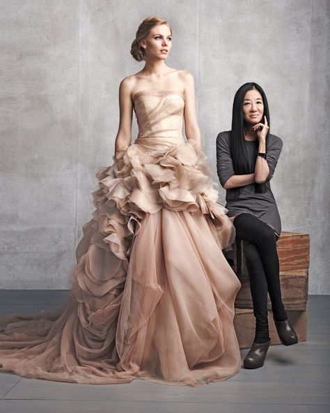 Vera Wang Wedding Dress, Vera Wang Gowns, Vera Wang Wedding, Pink Ball Gown, Blush Gown, Iconic Weddings, Wedding Dresses Vera Wang, Vera Wang Dress, Gorgeous Gowns