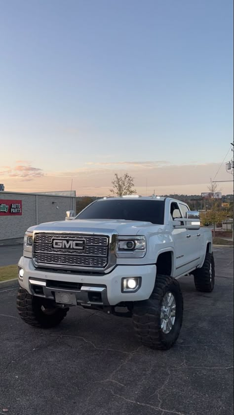 Dream Trucks Chevy, Bubba Truck, Pretty Trucks, Gmc Denali Truck, Blacked Out Cars, Denali Truck, Chevy Duramax, Country Trucks, Gmc Denali