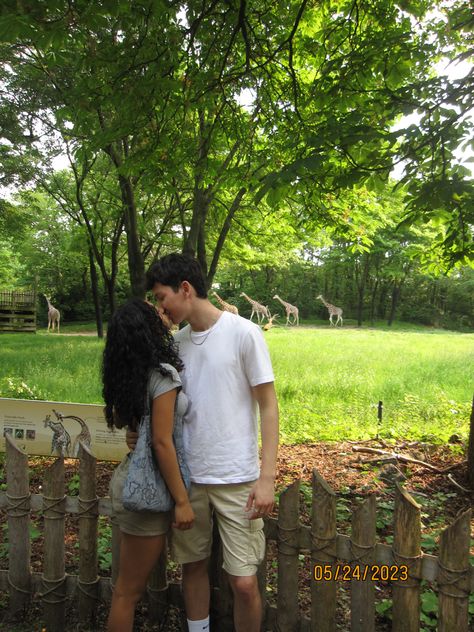 Photo taken on digital camera off  couple kissing in the zoo Zoo Date Ideas, Couple Zoo Pictures, Zoo Couple Pictures, Zoo Date Couple, Zoo Aesthetic Date, Digital Camera Couple Photos, Zoo Date Aesthetic, Zoo Pictures Ideas, Date Ideas Pictures