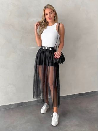 Birthdays Outfits, Sheer Skirt Outfit, Mesh Skirt Outfit, Goa Outfits, Tulle Skirts Outfit, Outfit Grunge, Glamour Outfit, Closet Aesthetic, Festival Outfits Rave