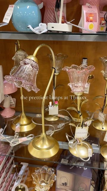 𐙚Priscilla on Instagram: "Flower lamps at Tjmaxx 🌷🕯️
♡
♡
♡
#tjmaxx #tjmaxxfinds #tkmaxx #tjmaxxhaul #tjmaxxhomegoods #flowers #flowerlamp #homedecor #homedecorideas #vintagedecor #houstontx #houstontexas #roomdecor #pink #coquette #coquetteaesthetic #coquettecore #roominspiration #bedroomdecor #marshalls #tjmaxxstyle" Flower Lamp Aesthetic, Tjmaxx Aesthetic, Flower Lamps, Victorian Bedroom, Flower Lamp, Pink Coquette, Room Deco, Pretty Bedroom, Antique Chandelier