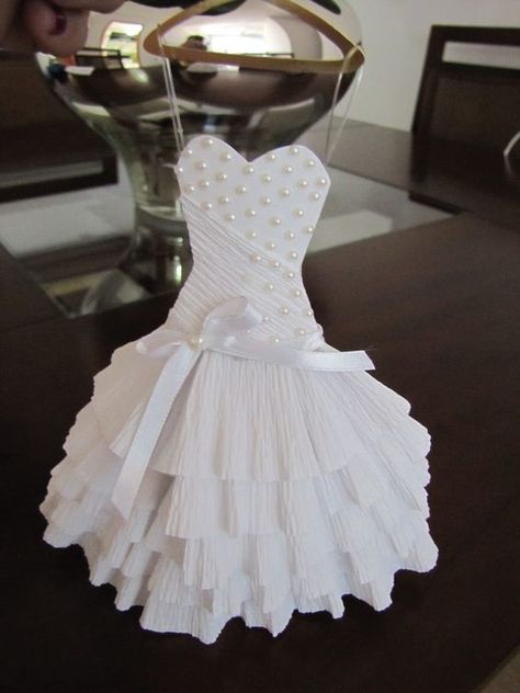 Doily Wedding, Miniature Dress, Paper Dresses, Paper Clothes, Dress Card, Paper Dress, Paper Doilies, Dress Forms, Art Dress