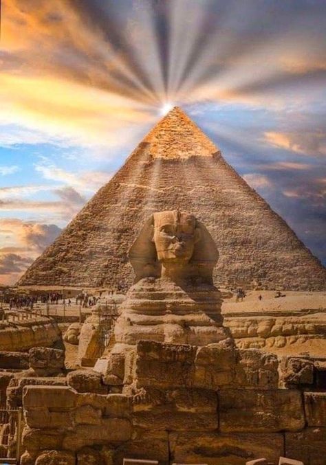 Starověký Egypt, Egypt Resorts, Walk Like An Egyptian, Giza Egypt, Egypt Culture, Egypt Tattoo, Egypt Pyramids, Pyramids Egypt, Ancient Egypt History