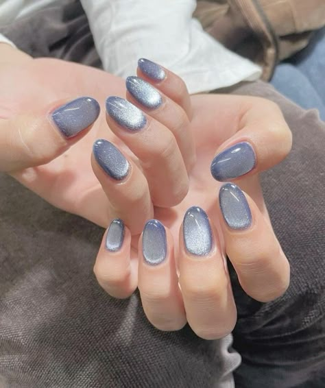 Blue cateye nails aesthetic Nailart Blue, Kutek Disney, Nails Yellow, Hello Nails, Stylish Nails Designs, Minimal Nails, Casual Nails, Pretty Gel Nails, Cute Gel Nails