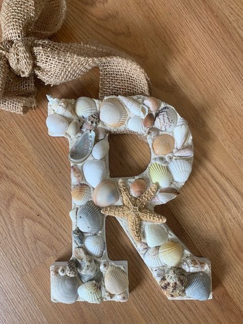 Shell Letters, Initial Wall Art, Seashell Wall Hanging, Letter Wall Hanging, Seashell Beach Decor, Letter Coastal Decor, Letter Beach Decor - Etsy Diy Beach Wall Decor Ideas, What To Make Out Of Seashells, Cute Beach Crafts, Shell Frames Diy Seashell Crafts, Shell Wall Art Diy, Crafts With Clam Shells, Things To Make Out Of Shells, Sea Shell Canvas Art, Crafts To Make With Shells