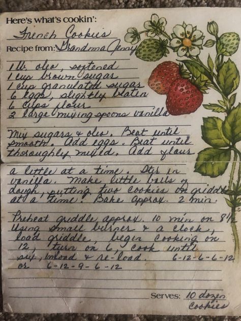 Old Cookbook Aesthetic, Vintage Cookbook Aesthetic, Recipe Cards Aesthetic, Recipe Book Vintage, Cook Book Cover Design Aesthetic, Recipe Notebook Ideas, Recipe Journal Ideas, Aesthetic Recipes Notes, Recipe Book Aesthetic