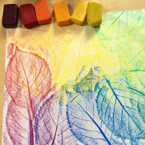 Leaf Rubbing, Forest Preschool, Waldorf Preschool, Waldorf Kindergarten, Preschool Newsletter, Leaf Printing, Preschool Art Projects, Learn Through Play, Waldorf Crafts