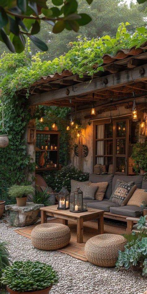 Patio Decor Ideas, Diy Patio Decor, Outdoor Decor Backyard, Backyard Garden Design, Outdoor Patio Decor, Rustic Garden Decor, Backyard Patio Designs, Garden Cottage, Rustic Gardens