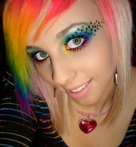 Caramel Boots: Tuesday Thing to try : Dip Dye Hair Scene Makeup, Dip Dye Hair, Rainbow Hair Color, Alt Makeup, Rainbow Makeup, Bright Hair Colors, Emo Makeup, Emo Hair, Bright Hair