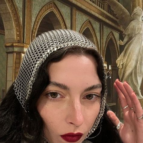 𝐀𝐦𝐛𝐞𝐫 𝐒𝐭𝐫𝐢𝐜𝐤𝐥𝐚𝐧𝐝 on Instagram: "In case you’re wondering there is nothing stopping you from editing your background from your fussed up bathroom to a rutilant faerie court  PS old news but I hope I live and perish clad in magnificent @falconiereshop chains. Juniper is a magician and a sweetie to boot. 🥲 Honestly I feel like one day 1/3rd my body weight will just be ⛓️" Chains For Clothes, Amber Strickland, Faerie Court, Knight Outfit, Diy Clothes Design, Chain Accessories, Art Dress, Chain Mail, Dream Hair