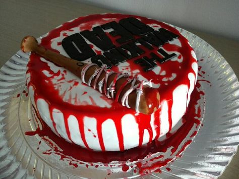 Tarta The Walking Dead fondant Cake Lucille http://www.facebook.com/endulzateysefeliz Twd Cake Ideas, Twd Birthday Cake, The Walking Dead Birthday Party, Twd Birthday, Walking Dead Birthday Cake, Walking Dead Birthday Party, Walking Dead Birthday, Walking Dead Cake, Zombie Birthday