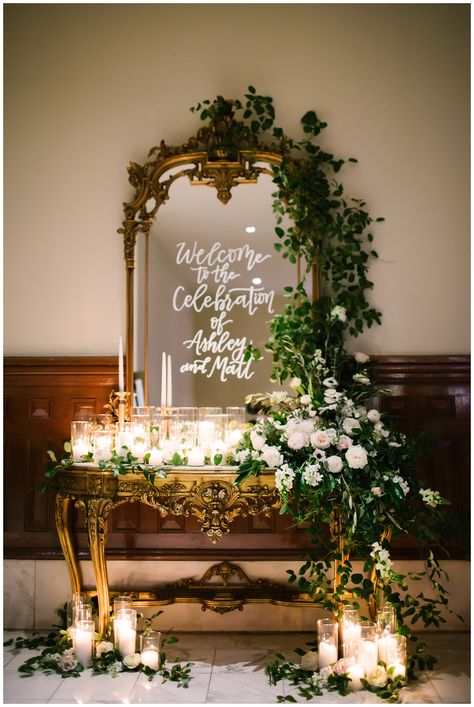 Welcome table Welcome Table Wedding Entrance, Wedding Welcome Table Ideas, Welcome Table Ideas, Entry Wedding, Winter Wedding Trends, 21st Night Of September, Wedding Welcome Table, Floral Wedding Table, Welcome Table