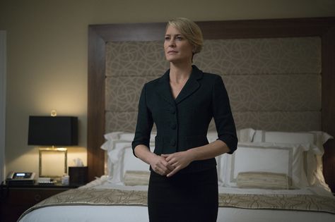 Season 4 Claire Underwood Wardrobe, Claire Underwood Style, Claire Underwood, Robin Wright, Popsugar Fashion, Dress Appropriately, Power Dressing, Elegant Styles, House Of Cards