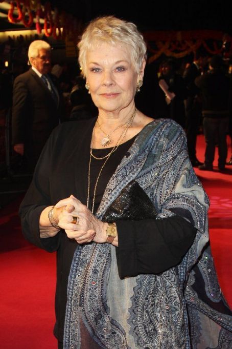 Judi Dench Judith Dench, Judy Dench Hair, Judy Dench, Ageing Gracefully, Actors Female, Female Actors, Tony Award, Judi Dench, Maggie Smith