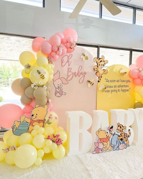 Winnie the pooh baby shower ideas 🩷🩵🍯 - Adriana Quintanilla Minimalist Birthday Decor, Pooh Baby Shower Ideas, Gender Reveal Baby Shower Themes, Butterfly Baby Shower Theme, Minimalist Birthday, Baby Shower Party Themes, Idee Babyshower, Winnie The Pooh Baby Shower, Baby Shower Theme Decorations