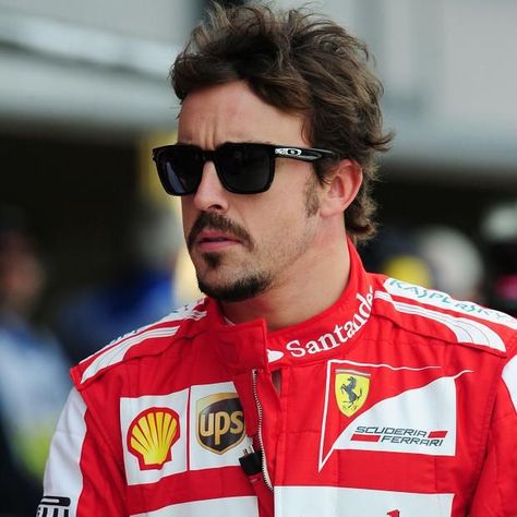 Fernando Alonso Ferrari, Brain Injuries, We Are The Champions, Kart Racing, Racing Drivers, Scuderia Ferrari, F1 Drivers, Sports Photography, Hockey Players