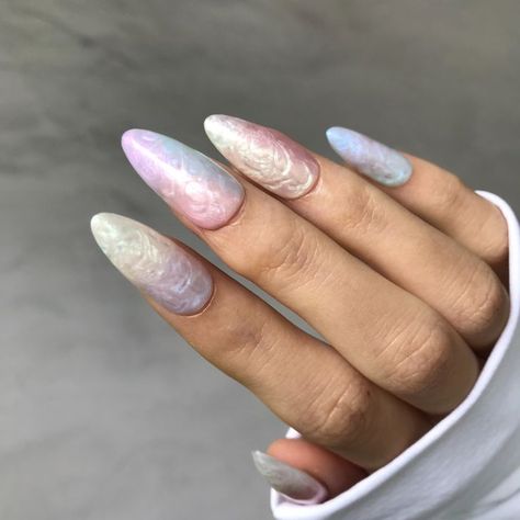 Colorful gradient thread shell mani design!!!🌈🔥💗
The perfect mani design for summer🌊🌴🏄‍♀️
Tag your friends to show them this 🤗❤
Shimmer Mermaid Nail Gel #rarjsm 💅❤️
-
#rarjsmgelpoilsh #nails #gelx #glitternails #theglitternail #pearlnail #gelxnail #miamidadenail #summernail #frenchtipnail  #nailswag #naildid #explore #explorepage Mermaid Nail, Colorful Gradient, Mermaid Nails, Pearl Nails, Tag Your Friends, Nail Gel, French Tip Nails, Swag Nails, Beauty Nails