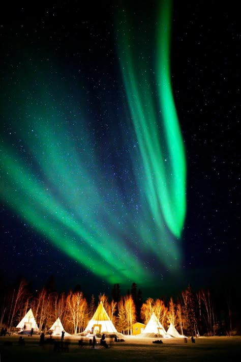 Yellowknife Canada Northern Lights, Aurora Village, Yellowknife Canada, Canada Aesthetic, Aesthetic Dream, University Of British Columbia, Aurora Borealis Northern Lights, Northwest Territories, Explore Canada