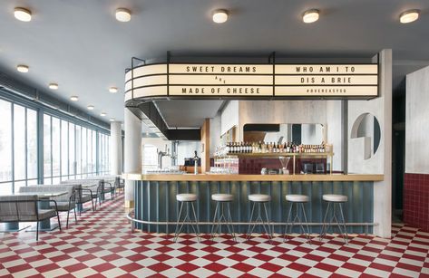 Peanut Pie, Classic American Diner, Vitrine Design, Bar Counter Design, Pie Shop, Bar Interior Design, American Diner, 카페 인테리어 디자인, Counter Design