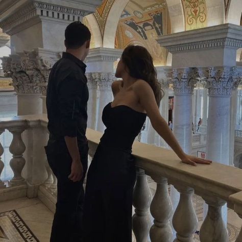 Ankle Length Prom Dress, Party Dresses Black, Rich Couple, Oc Board, Image Couple, Classy Couple, Prom Photos, Trik Fotografi, Photo Couple