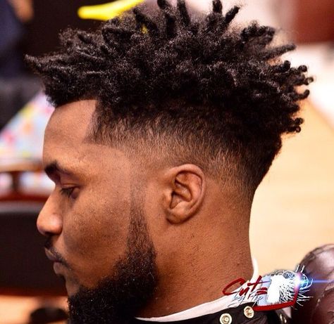 Drop Fade Locs, Fade With Locs, Hippie Photography, Natural Haircut Styles, Hair Twists Black, Drop Fade, Dreadlock Hairstyles For Men, Black Men Haircuts, Dreadlock Styles