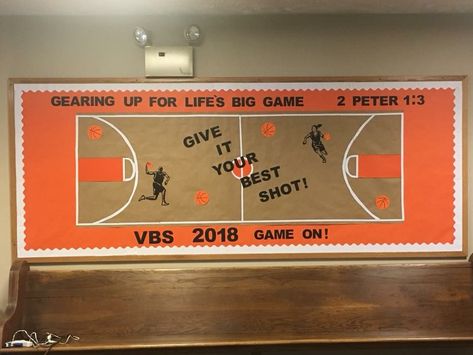 Basketball Office Decor, Basketball Classroom Theme, Basketball Bulletin Board Ideas, Volleyball Bulletin Board Ideas, Sports Themed Office, Basketball Bulletin Boards, Basketball Classroom, Sports Bulletin Boards, Pbis Rewards