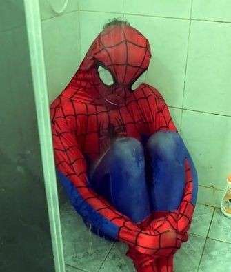 Vintage Spiderman, Spider Man Costume, Spiderman Meme, Spiderman Images, Spiderman Costume, Childhood Dreams, Spiderman Movie, Spiderman Pictures, Whatsapp Wallpaper