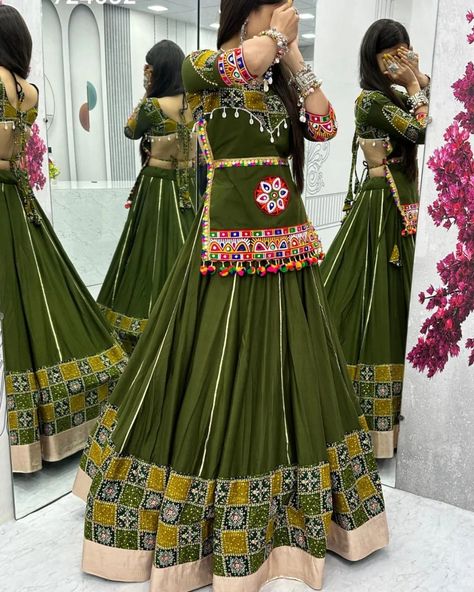 *👗Choli👗* *Fabric:-* Pure Cotton *Work:-* Gamathi Work With Foil Print *Inner:-* Micro Cotton *Size:-* M upto L margin XL upto 2xl margin *(Fully Stitched)* *👗Lehenga👗* *Fabric:-* Pure Cotton *Work:-* Foil Print with Golden Patta *Inner:-* Micro Cotton *Flair:-* 6 Meter *Size:-* 44 *⚖️Weight:-* 1.5 Kg *💕One Level Up💕* *👌A one Quality👌* #amazingfashion #lehengacholi #fashionstyle Kachi Work, Dandiya Dress, Navratri Outfits, Sleeveless Blouse Designs, Garba Dress, Navratri Dress, Trendy Outfits Indian, Outfits Indian, Lehenga Fabric