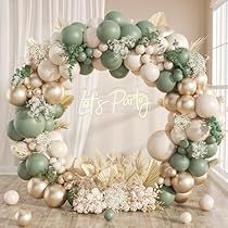 Green Gold Balloon Garland, White Gold Balloons, Gold Balloon Garland, Wild One Party, Jungle Theme Parties, Green Sand, Balloon Chain, Balloon Kit, Outdoor Party Decorations