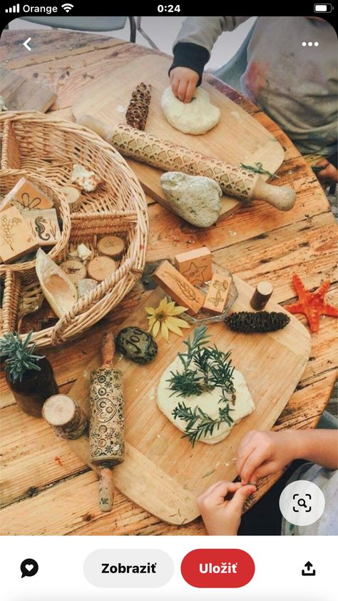 Reggio Inspired Activities, Reggio Emilia Activities, Playdough Area, Nature Based Classroom, Early Childhood Education Activities, Reggio Inspired Classrooms, Forest School Activities, Playdough Activities, Preschool Centers