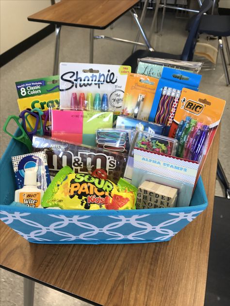 Teacher Basket Teachers Basket Ideas, Teacher Basket, School Supply Gift Basket, Teacher Basket Ideas, Back To School Basket, Gift Basket For Multiple Teachers, Teaxher Gift Basket, Teacher Supplies Gift Basket, Teacher Metal Bucket