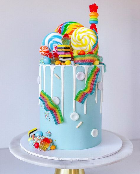 Cake For A Friend, Lolly Cake, Cake International, Instagram Party, Candy Cake, Bday Cake, Cakes For Men, Cake Lover, Drip Cakes