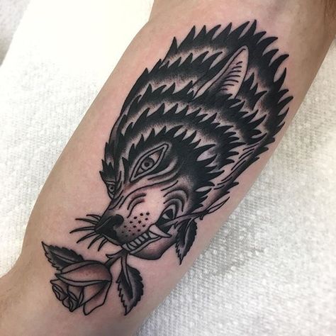 Wolf from the other day on @jtucker_13, thanks again man! Wolf Biting Tattoo, Wolf Biting, Emo Piercings, Falling Stars, Wolf Tattoo, Hand Tattoo, Piercing Tattoo, The Hand, Back Tattoo