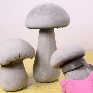 Cement Mushrooms, Mum Presents, Grandkid Crafts, Mushroom Fairy House, Concrete Molds Diy, Cement Ideas, Concrete Garden Ornaments, Concrete Creations, Cannibis Recipes