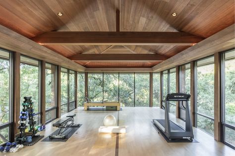 Three Fabulous Home Gyms Basement Home Gym, Backyard Gym, Dream Home Gym, Basement Gym, Gym Room At Home, Reformer Pilates, Indoor Gym, Home Gym Decor, Best Home Gym