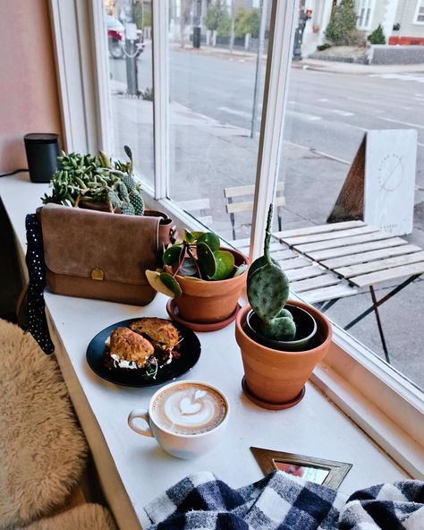 With locally sourced coffee beans and charming vibes, the Nitro Bar will help you keep it local during your next trip to PVD  IG Photo: @kimmyn_ Providence Ri, Brew Coffee, Cold Brew Coffee, Cold Brew, Guinness, Rhode Island, Coffee Beans, Iced Coffee, Table Settings