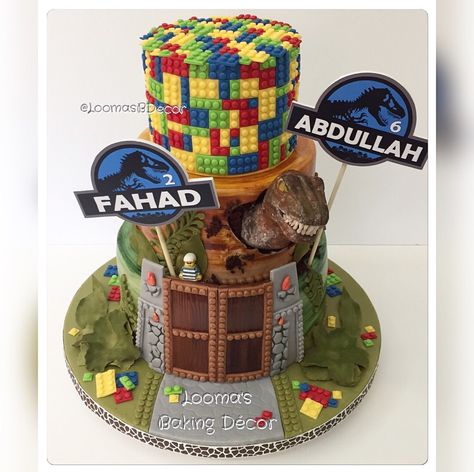 LEGO Jurassic World Cake. Much more complicated than I can do, but it is an idea Lego Jurassic Park Cake, Jurassic World Lego Cake, Lego Dinosaur Cake, Jurassic World Lego Party, Lego Dinosaur Party, Unusual Birthday Cakes, Dinosaur Cake Pops, Jurassic World Cake, World Cake