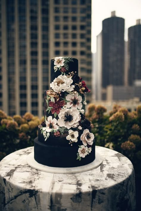 Black Floral Wedding Cake, Black Marble Wedding Cake, Black Rustic Fall Wedding, Black And Ivory Wedding Cake, Black Rustic Wedding Cake, Black Themed Wedding Cake, Black Wedding Cake With Flowers, Dark Floral Wedding Cake, Black Accent Wedding Cake